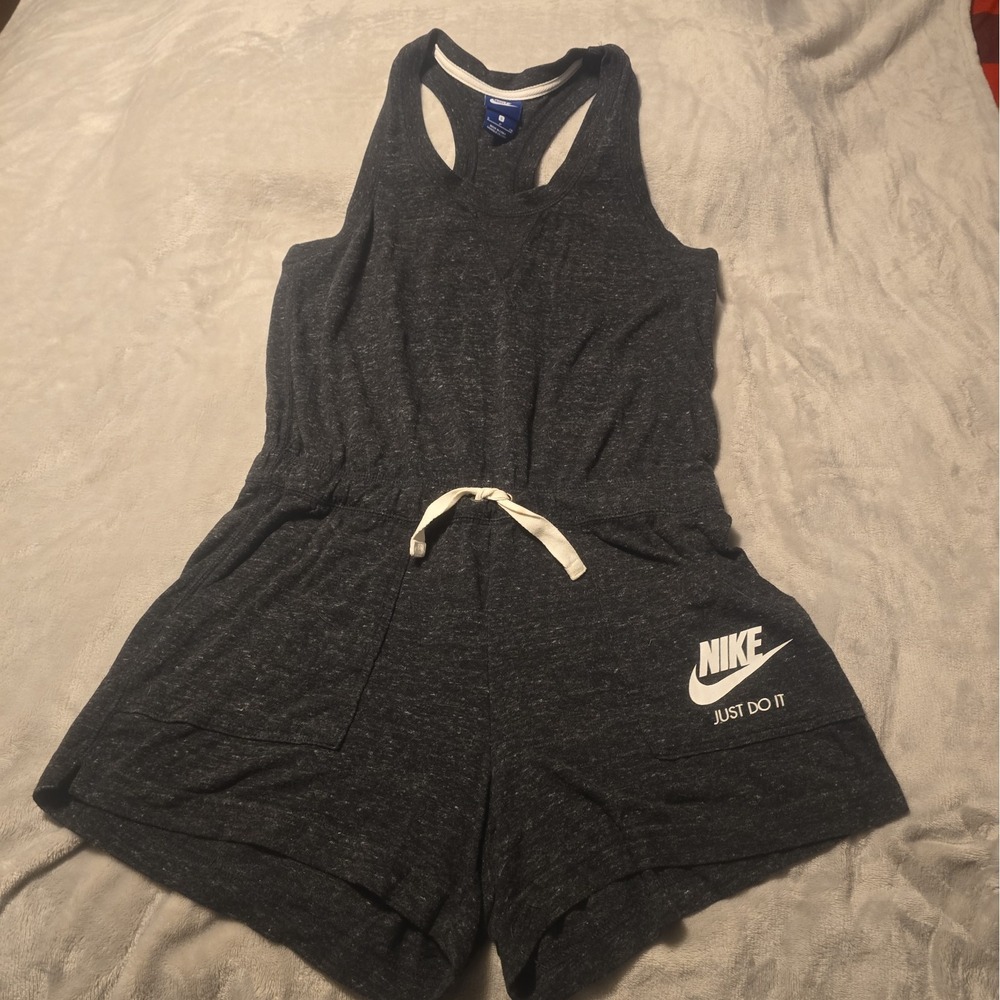 Nike Romper Women Small Charcoal Heather Racerback Sleeveless Excellent